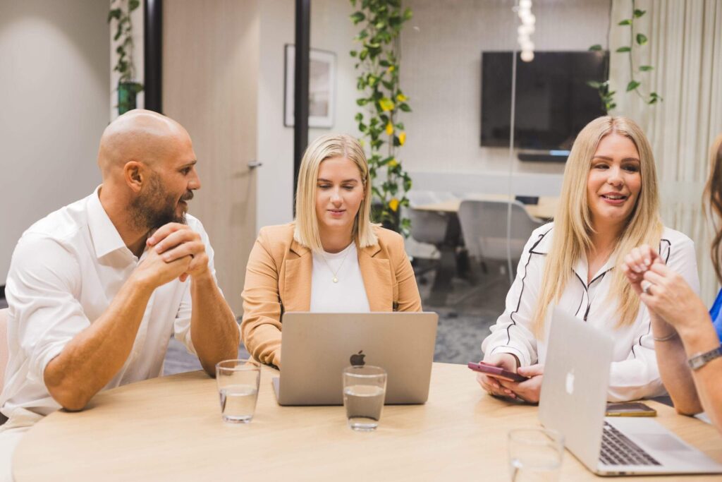 1H2A9989 Edit REBECCA TAYLOR PHO 1